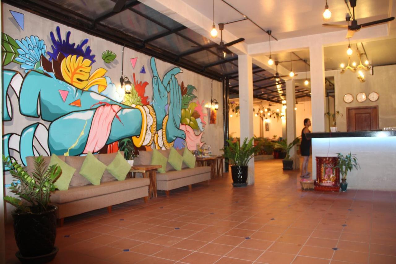 1953 Siem Reap Hostel Esterno foto